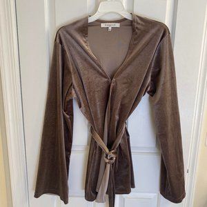 Bell Sleeve Wrap Long Sleeved Shirt - How Do You Wear That - NWT